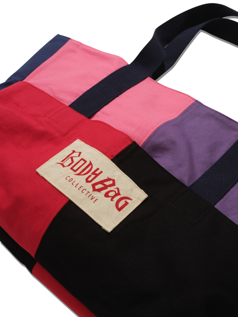 Checkered Bag in red and natural canvas — back