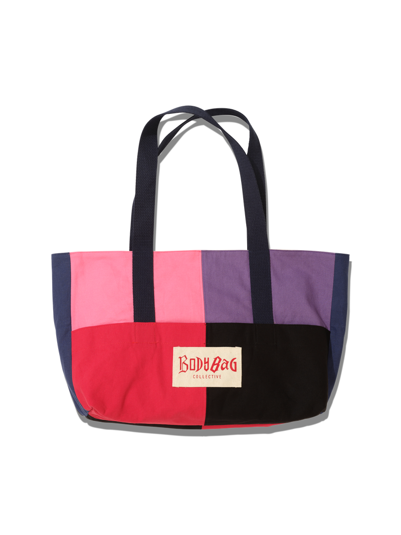 Checkered Bag in red and natural canvas — front